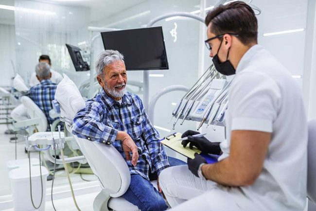 When-Should-You-See-A-Periodontist–Periodontal-Disease-and-the-Symptoms-and-Signs-You-Need-Know When Should You See A Periodontist: Periodontal Disease and the Symptoms and Signs You Need Know